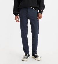 Load image into Gallery viewer, Levi Standard Xx Tapered Chino