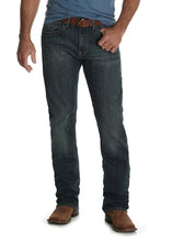 Load image into Gallery viewer, Wrangler Mens 20X Slim Straight Jean

