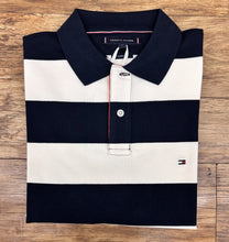 Load image into Gallery viewer, Tommy Hilfiger Contrast Plkt Polo

