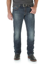 Load image into Gallery viewer, Wrangler Men&#39;s Retro Slim Straight Jean
