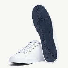 Load image into Gallery viewer, Tommy Hilfiger Essential Leather Sneaker
