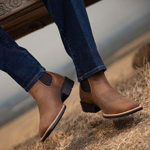 Load image into Gallery viewer, Ariat Mens Sport Booker
